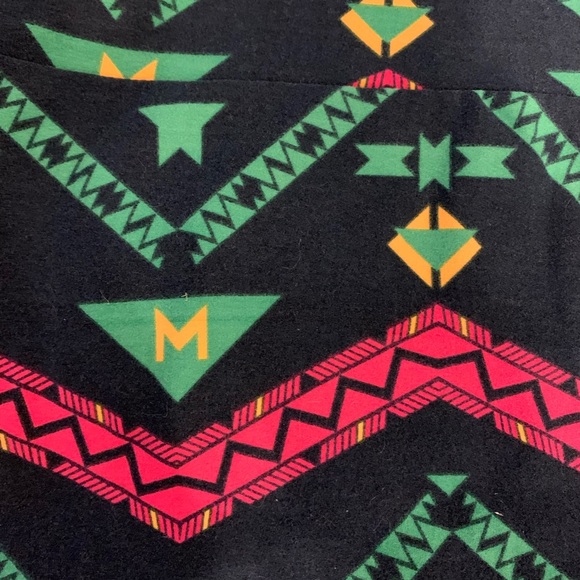 TC Lularoe Leggings. - Picture 2 of 2
